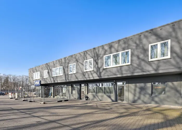 Nobilis Apartment - Profi Quartier - 6 Pers - Zentrumsnah - Parkplatz - Netflix Apartman *